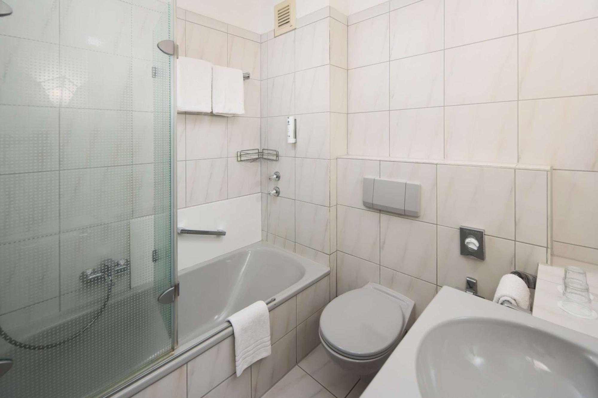 Hotel Western Heide 3*